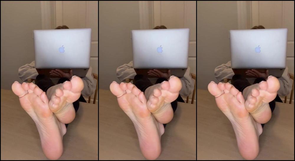 Alice Olsson Nicknamed Aliceexolsson 04 30 2024 Onlyfans Video Ignoring You Because You Dont Deserve My Attention