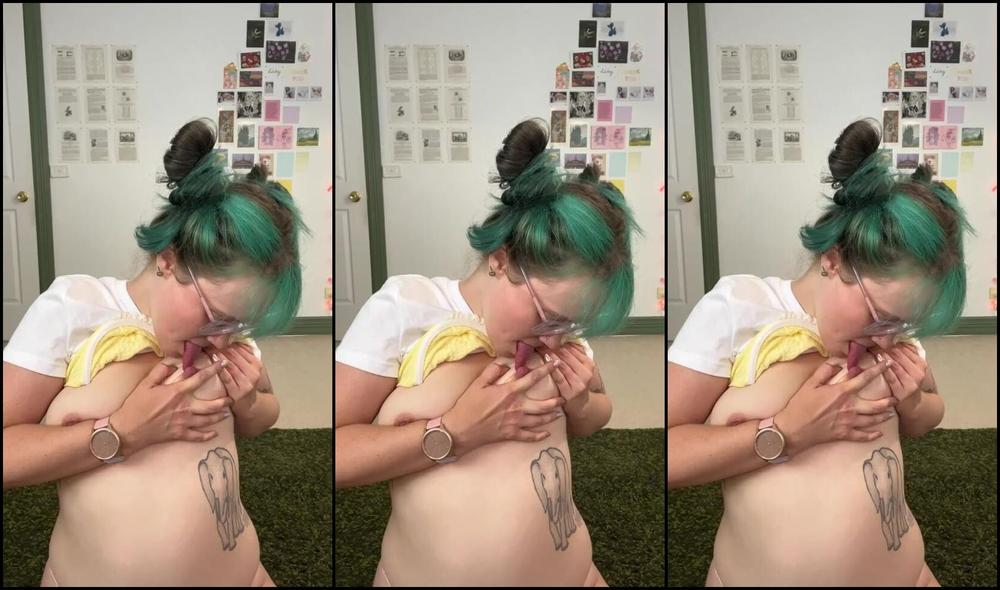 Heidiv Nicknamed Heidiv 08 17 2025 Onlyfans Video Tastiest Titties Teasevideo Boobs Lingerie Licking