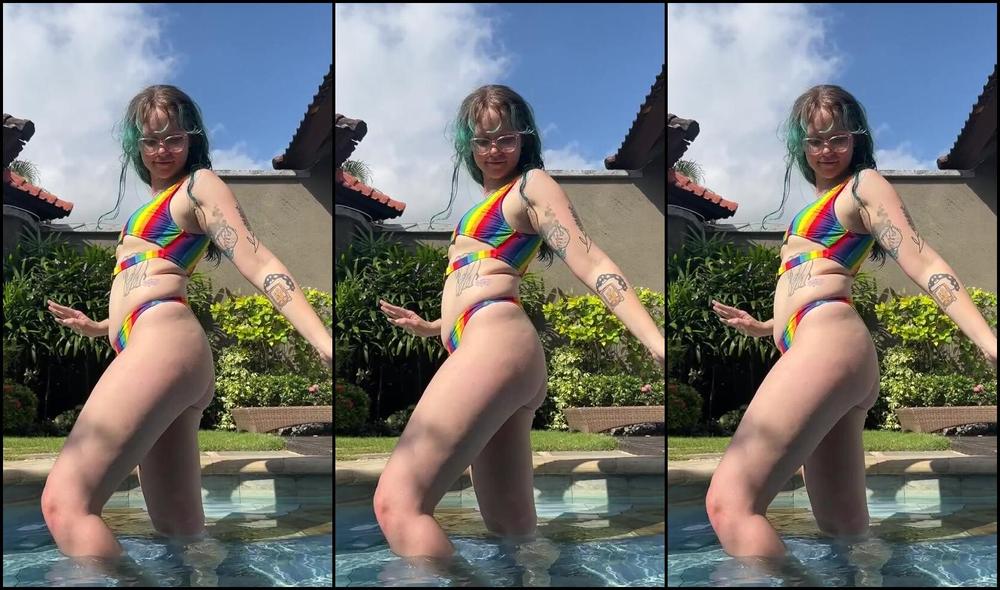 Heidiv Nicknamed Heidiv 11 17 2024 Onlyfans Video Caught You Staring