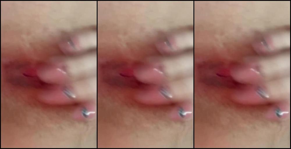 Onlyfans Video: Mistress dominates & humiliates her sub in kinky fetish video