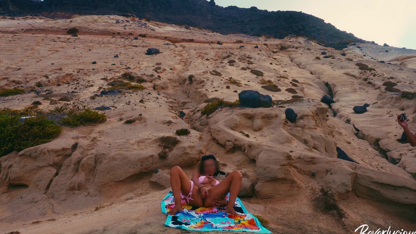 Shameless Milf On Vacation Masturbates On A Public Beach Then Gets Fucked By A Stranger Beverlyciousxxx