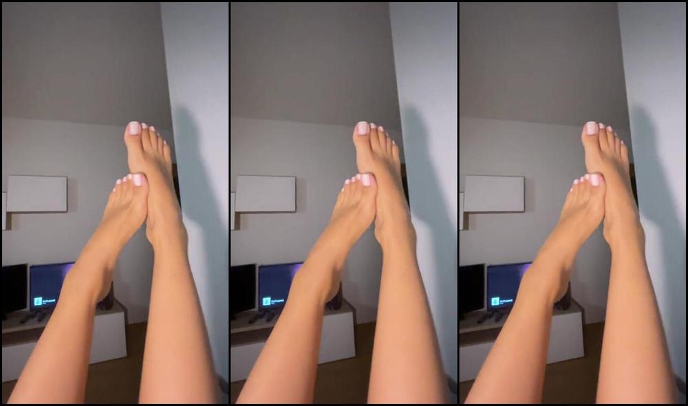 Gigi Feet Nicknamed Gifeet06 10 10 2025 Onlyfans Video Dois Vdeos Bem Gostosos Pra Recompensar A Demora Mores