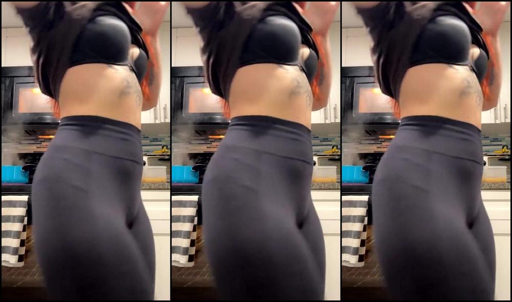 Watch Riannekeene dominate and humiliate her slave in Onlyfans video Happy Friday