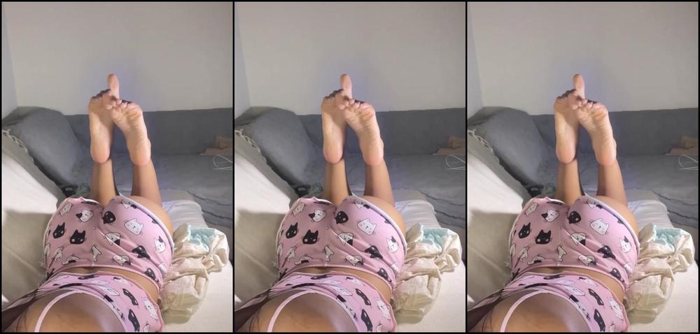 Gigi Feet Nicknamed Gifeet06 11 14 2025 Onlyfans Video Angel Pose