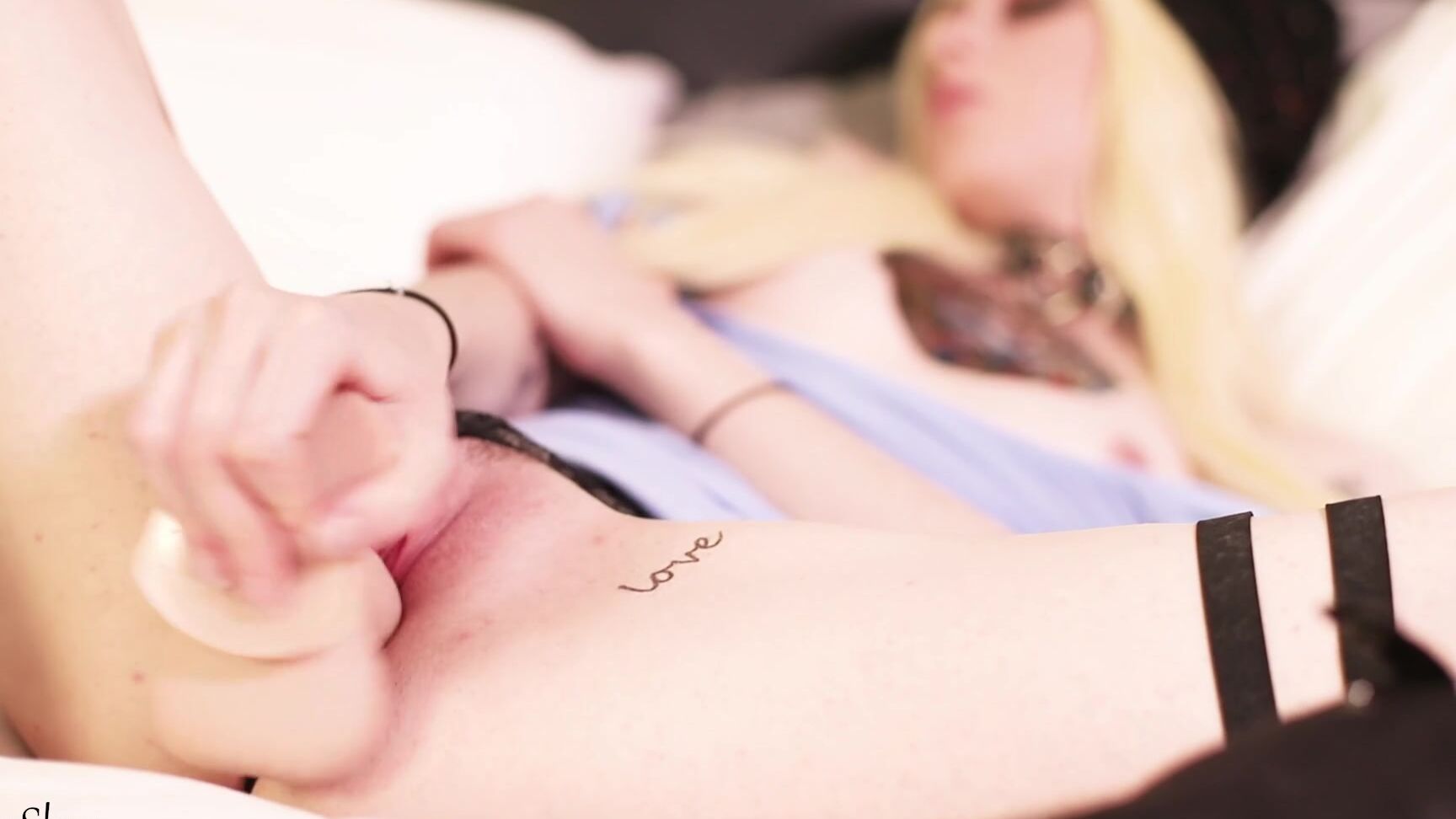 Подросток Алиса Твоей Мечты Скачет И Трахает Твой Член