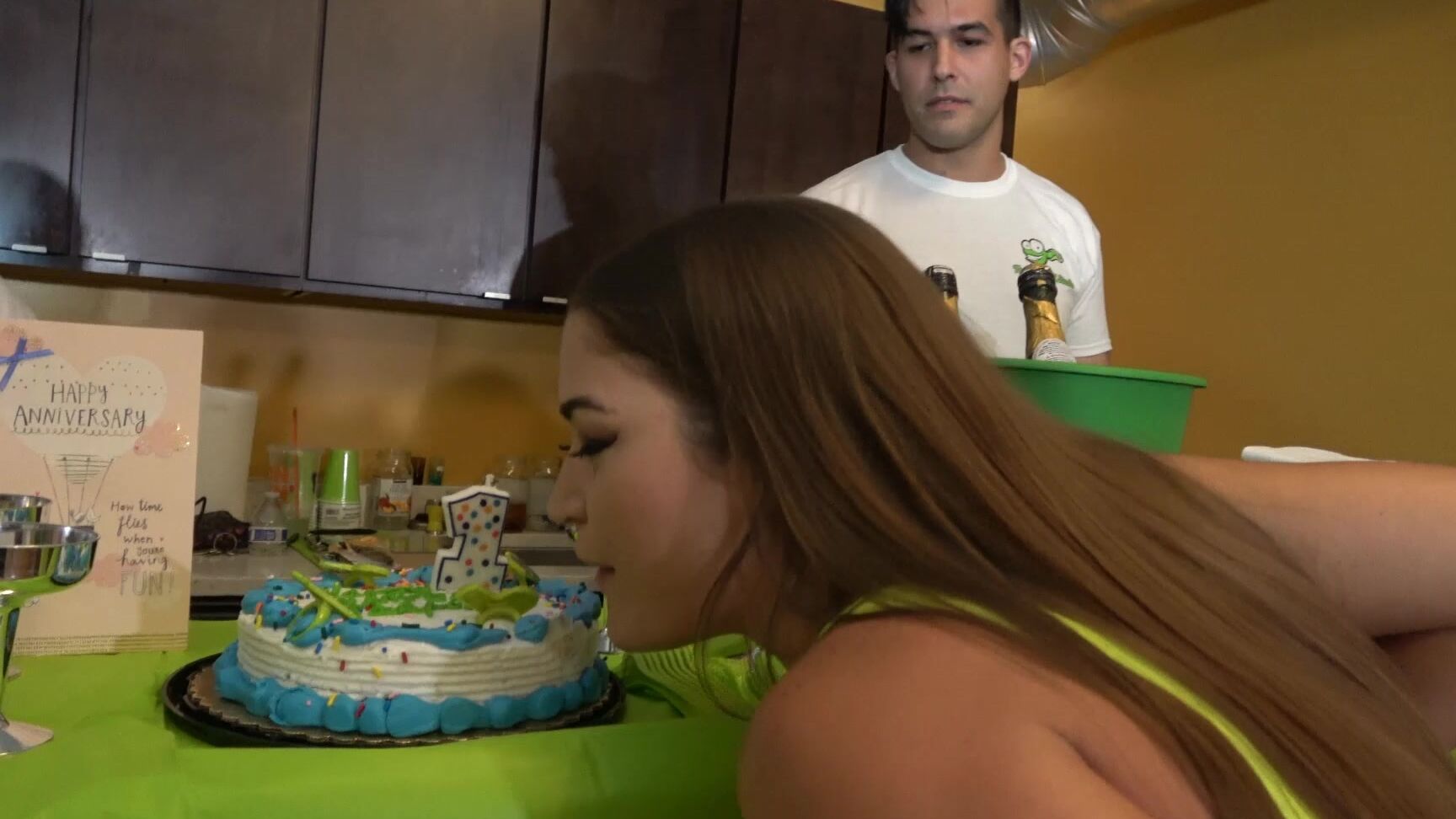 "TadPoleXXXStudio" blowjobs, cumshots, fingering, gangbangs, squirting Kendra Heart GANGBANG PROMO AND BTS Manyvids