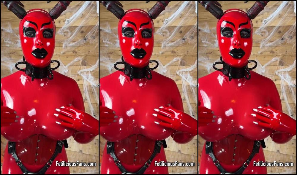 Miss Fetilicious Nicknamed Mfetilicious Gets Her Only Fans Ready For Halloween