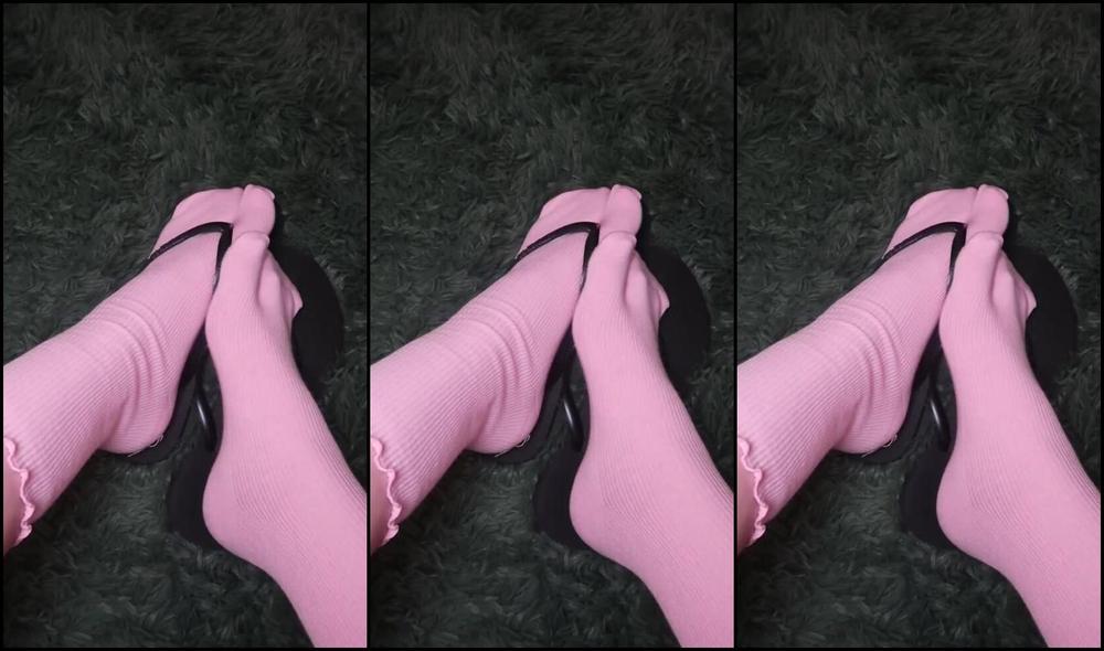 Zoe Strawberry dominates onlyfans with her kinky femdom fetish in 2025 OnlyFans video