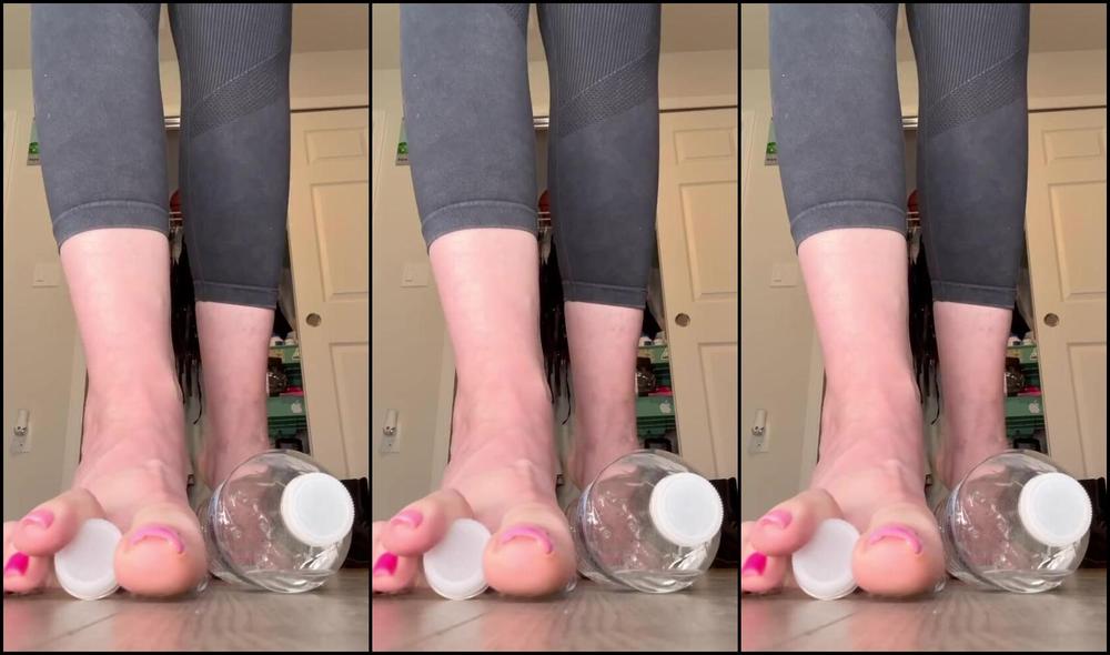 Peppermint Giantess Nicknamed Peppermintgiantess 09 24 2025 Onlyfans Video A Little Hint An Obvious One As To Whats Coming Tomorrow