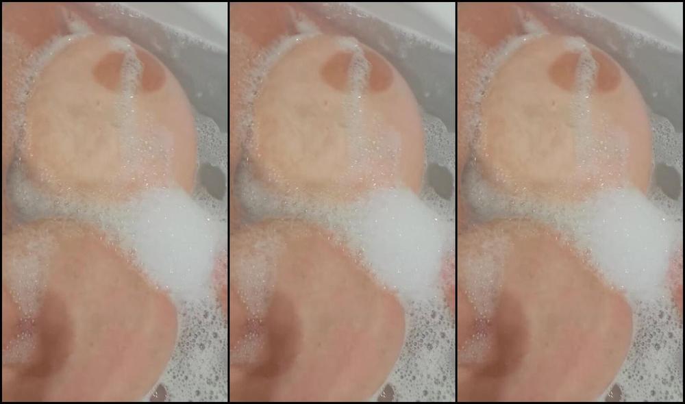 Claraboobies dominates and humiliates Onlyfans in a foot fetish video