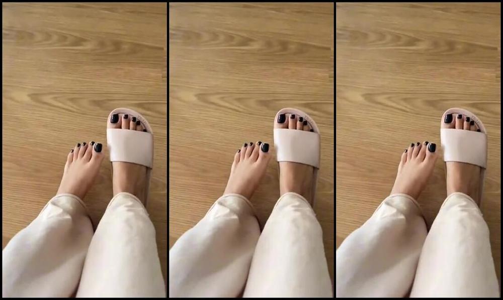 Gigi Feet Nicknamed Gifeet06 10 26 2025 Onlyfans Video O Que Acharam Desse Pretinho