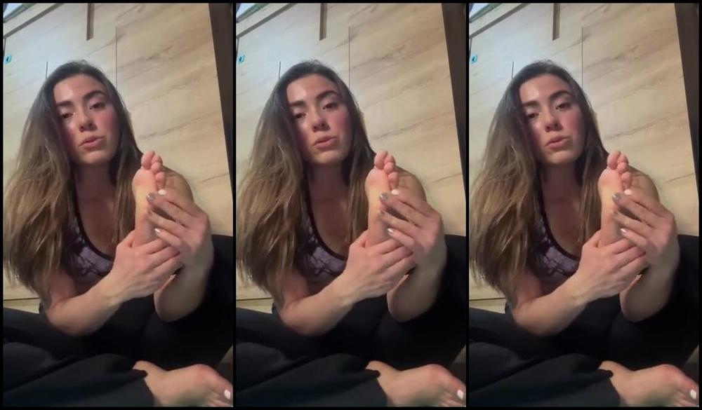 Watch Onlyfans video of Moringapazz dominating & teaching Nicknamed Moringapazz how to do a good workout