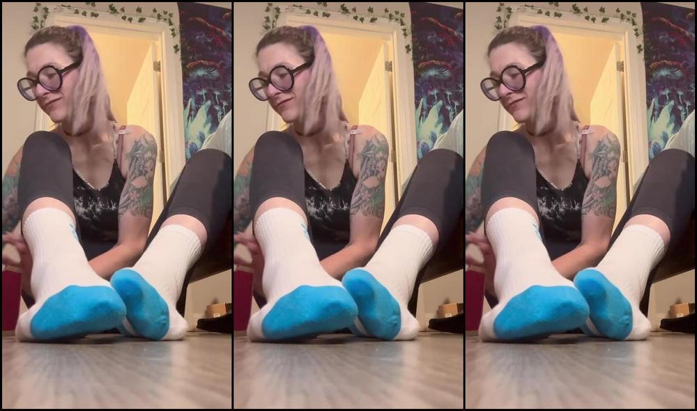 Peppermint Giantess Nicknamed Peppermintgiantess 09 09 2025 Onlyfans Video New Pair Of Vans From One Of My Favorite Footboys Ty