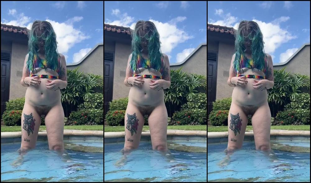 Heidiv Nicknamed Heidiv 11 12 2024 Onlyfans Video I M So Happy Summer Is Almost Here I Can Freaky Outdoors Again Heheteasevideo Bikini Strip Pool