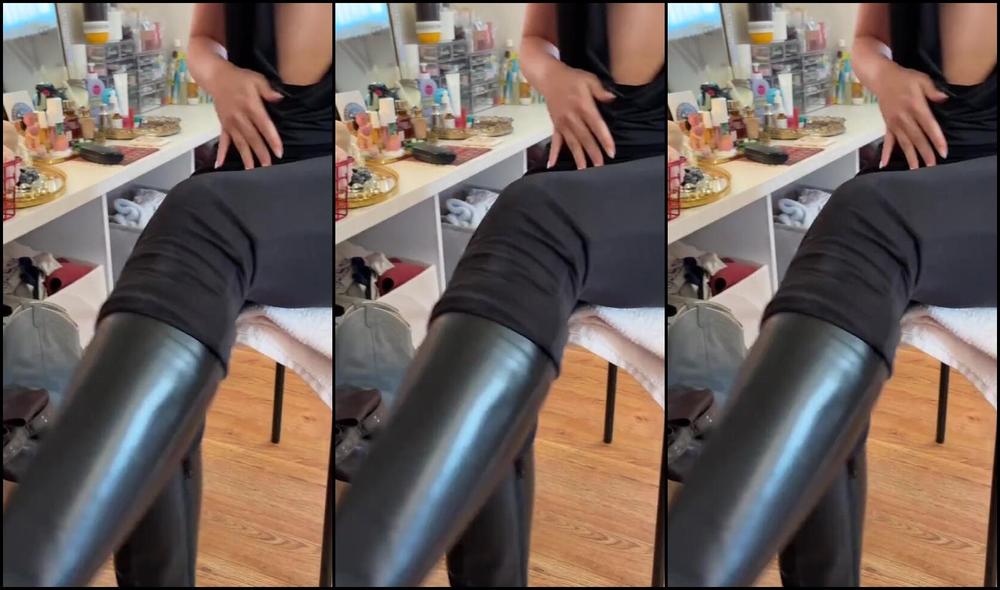 Coco Mars & Onlyfans get naughty in Coco Mars & Onlyfans Coco Mars 08/05/2025 Onlyfans Video To My Fans