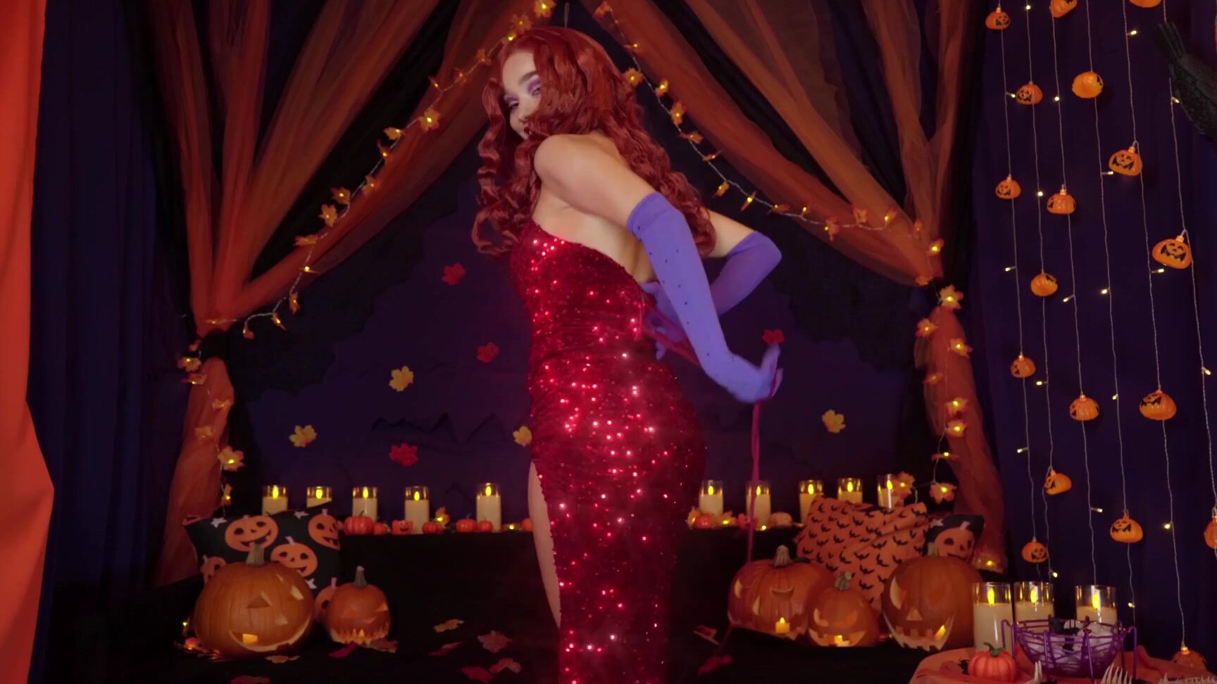 Selti Nicknamed Selti 11 02 2025 Onlyfans Video Video Jessica Rabbitwho Says You Have To Scare On Halloween I Prefer To Give You Goosebumps