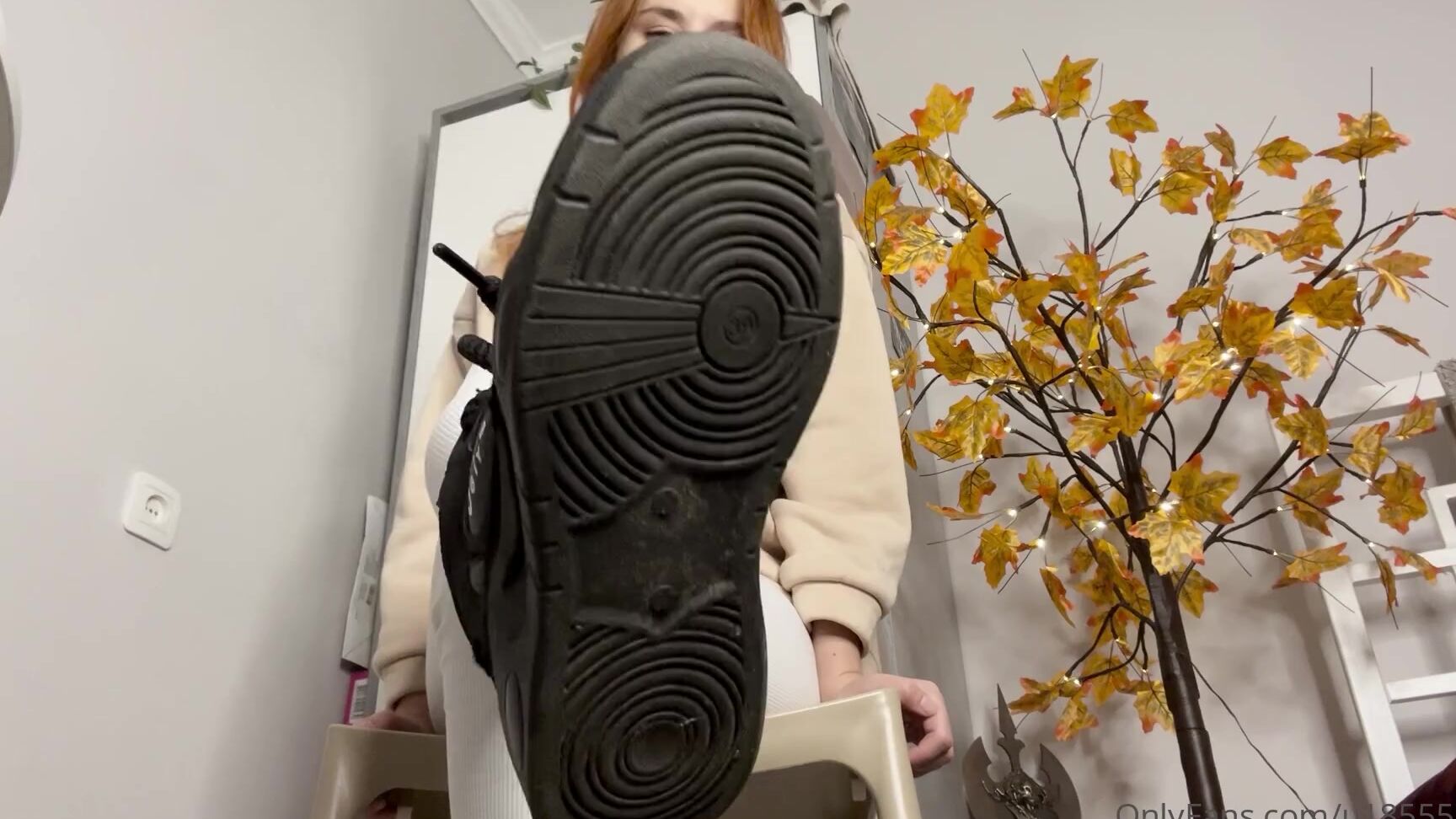 Watch Onlyfans Video Clean My Shoes with KATHrynne Feetgoddess - 2025