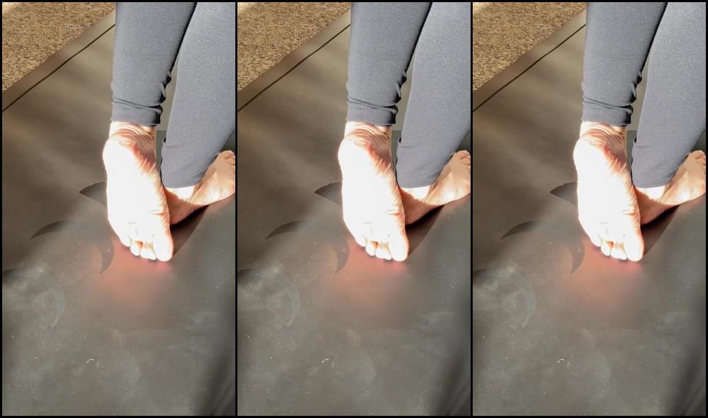 Joyfullfeet Nicknamed Joyfullfeet 02 29 2024 Onlyfans Video Yoga Sun Soles What Else Makes Your Day Thanks For The Support Always