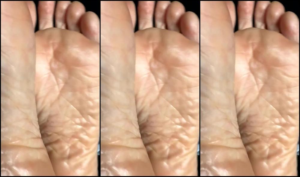 Joyfullfeet Nicknamed Joyfullfeet 06 11 2025 Onlyfans Video Was Sending To My Husband And Decided Maybe You Would Like To See It Too