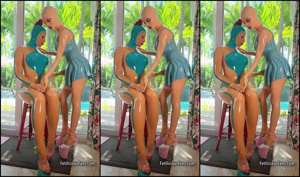 Miss Fetilicious Nicknamed Mfetilicious gets wild with Latexlara in Florida