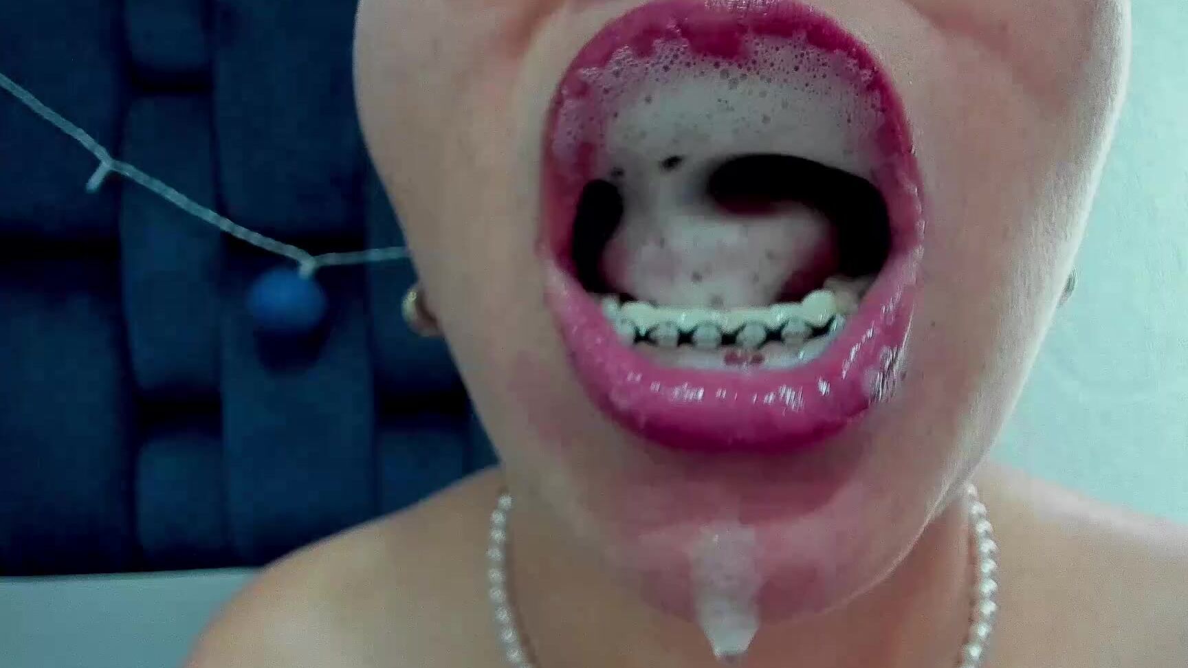 "Coconutsex" facefetish, mouthfetish, sloppy, spitfetish, tonguefetish Saliva Knowledgeable Saliva Expert Manyvids