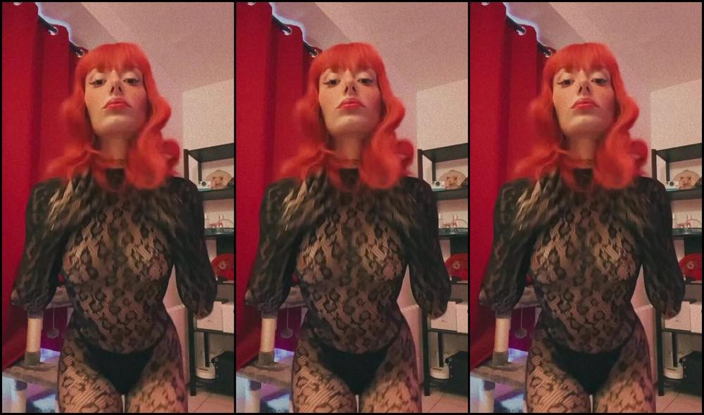 Watch Onlyfans' tongue play with her mistress's pussy in this Lolawoo video!