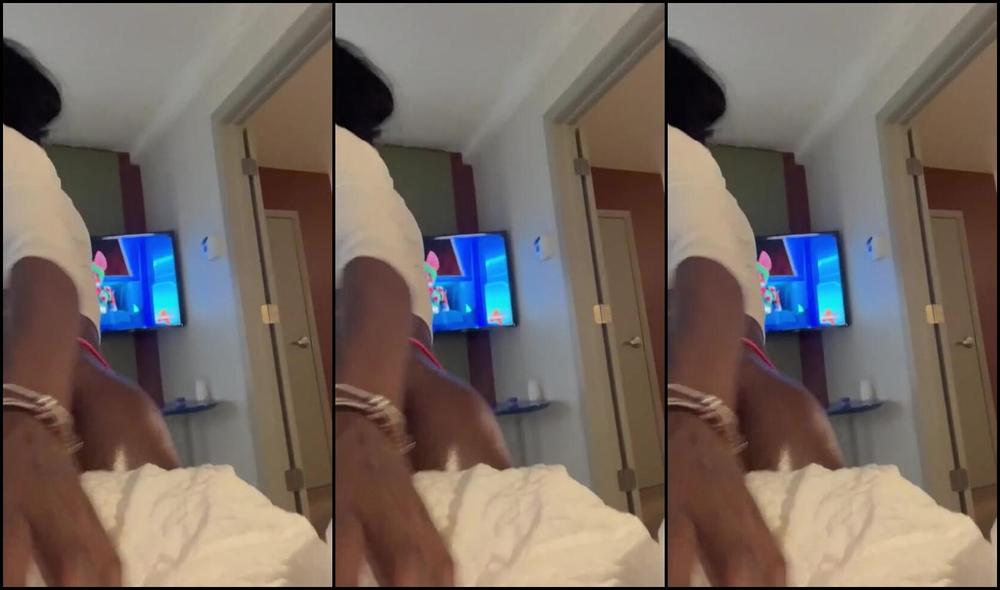 Happy New Year, Jxjh! Brownieeezcakes dominates with a steamy femdom session!