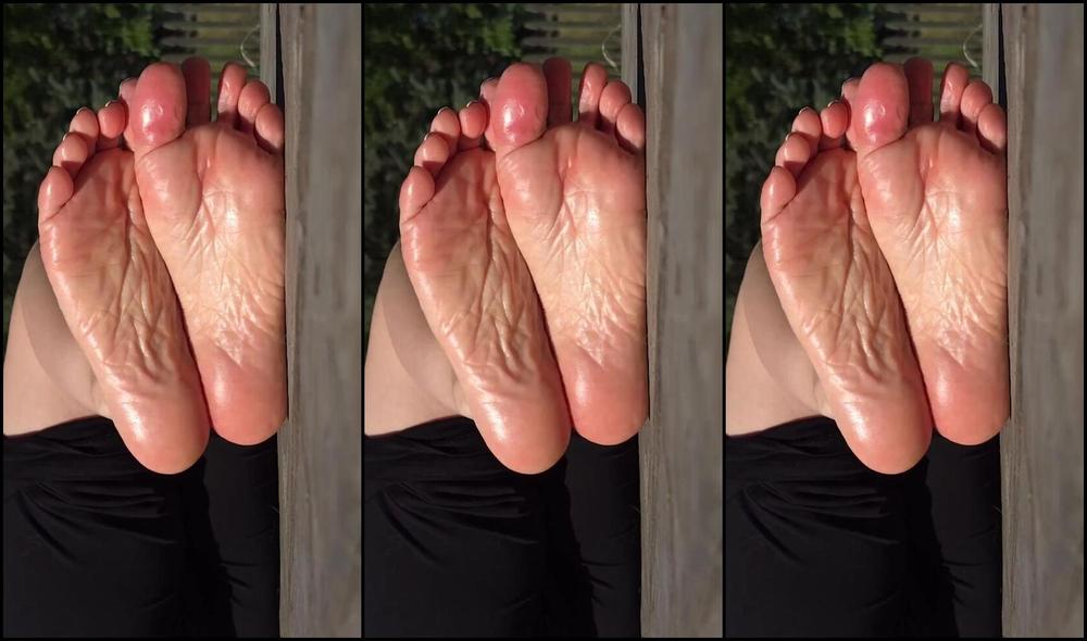 Joyfullfeet Nicknamed Joyfullfeet 08 21 2024 Onlyfans Video Moisturized To Perfection