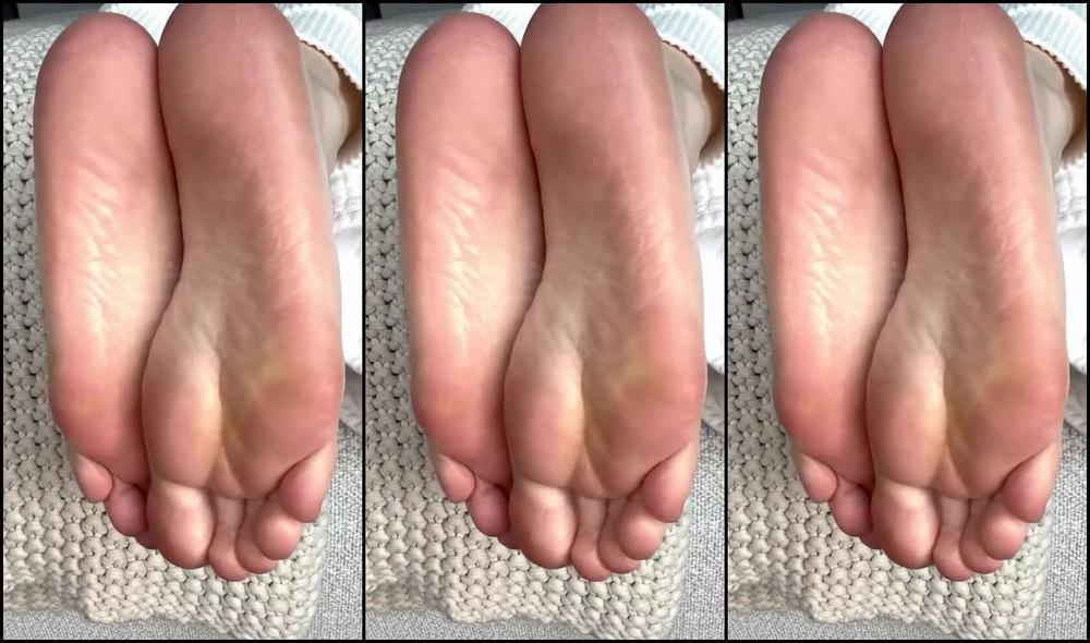 Alice Olsson Nicknamed Aliceexolsson 02 18 2025 Onlyfans Video My Rainbow Sandals Make My Feet So Stinky After Walking In Them All Day What