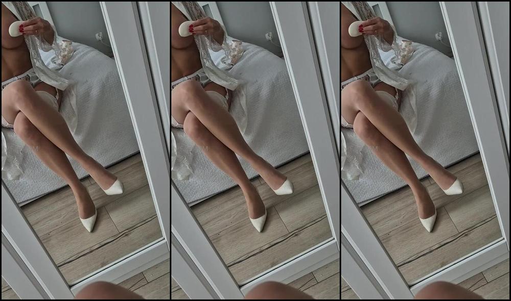 Moniq Nicknamed Moniq25 11 22 2024 Onlyfans Video My New Sextoy