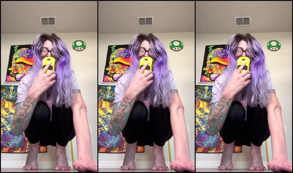 Peppermint Giantess Nicknamed Peppermintgiantess 09 21 2025 Onlyfans Video Exclusive Preview Of Me Crushing A Cute Little Muscle Car I Get It Good