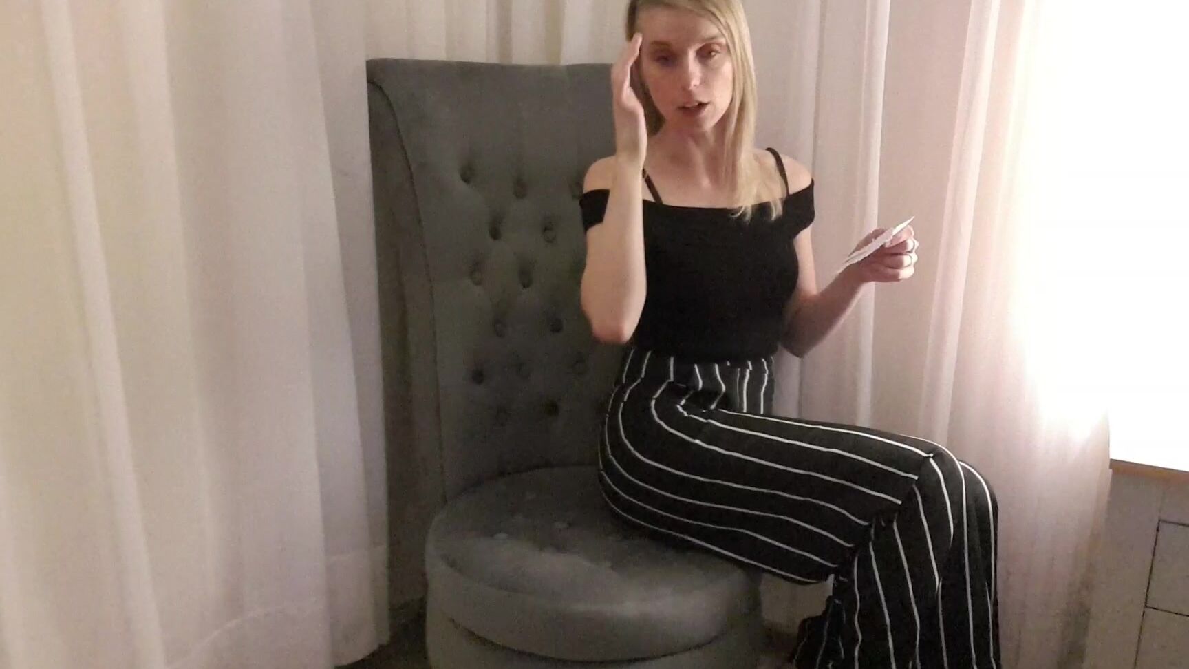 "Lexi Snow" assfetish, assworship, giantess, giants, littlepeople Giantess Seek And Arse Worship Manyvids