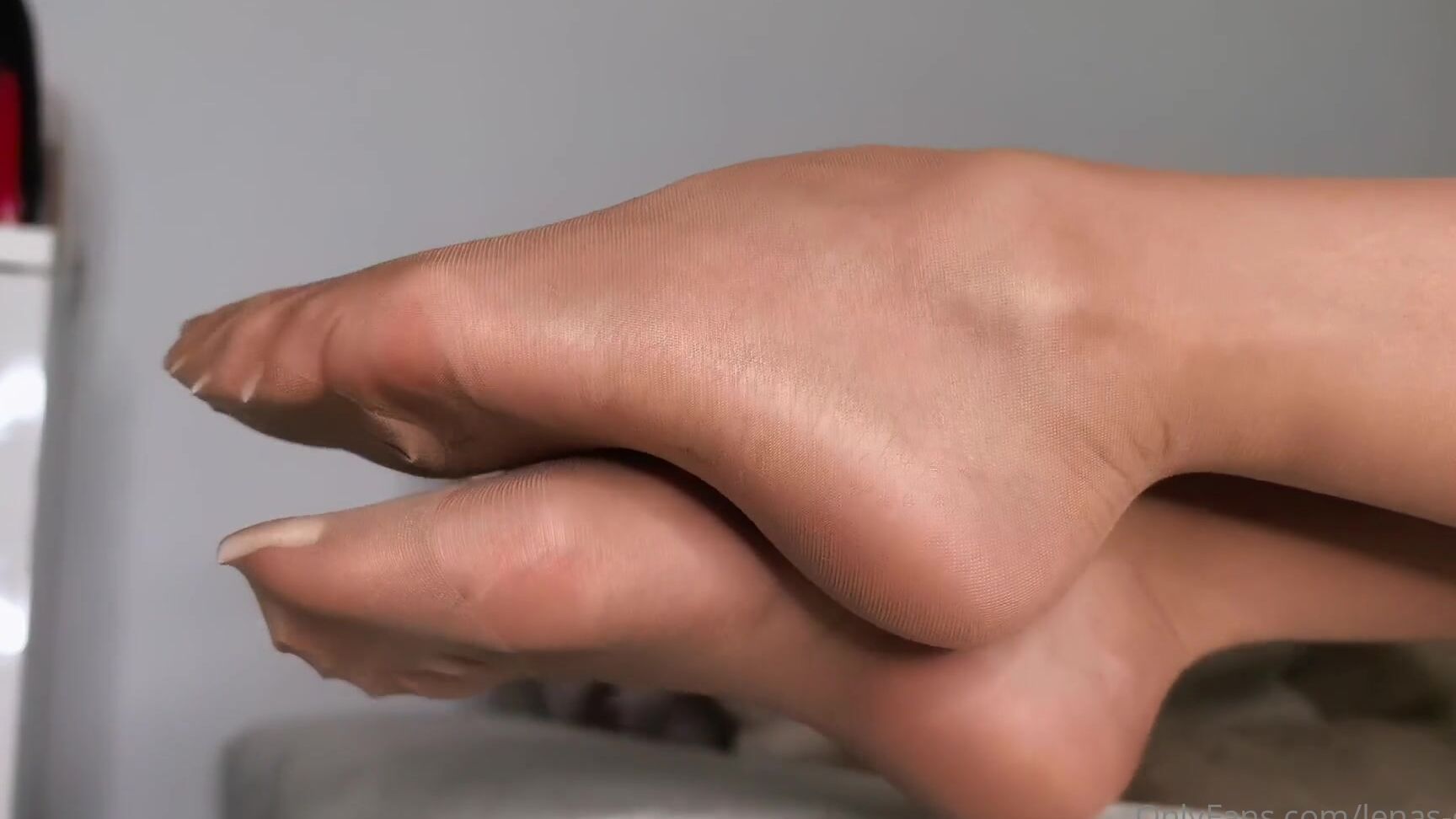 Lenas diary 02 04 2026: Hot Mules and Reinforced Tan Nylons Dominate Onlyfans Video