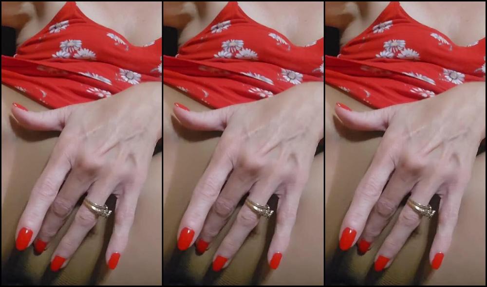 Watch Onlyfans video of me and my hot girlfriend in action - Episode 627