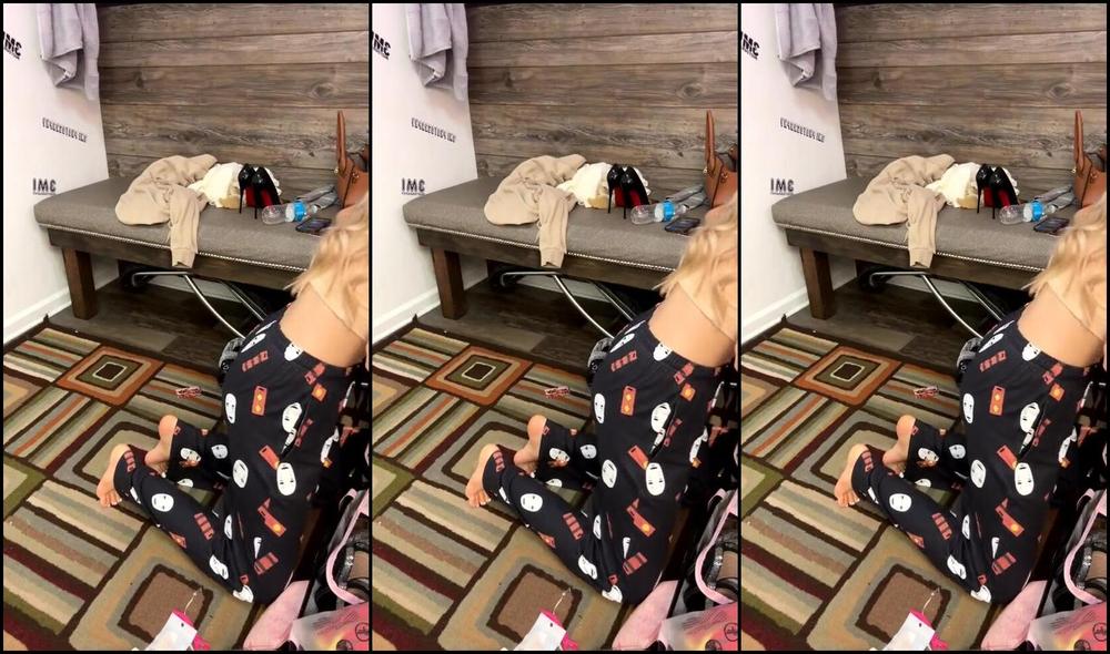 Emma Sirus Nicknamed Emmasirus 12 02 2024 Onlyfans Video Stream Started At 12022024 1049 Pm