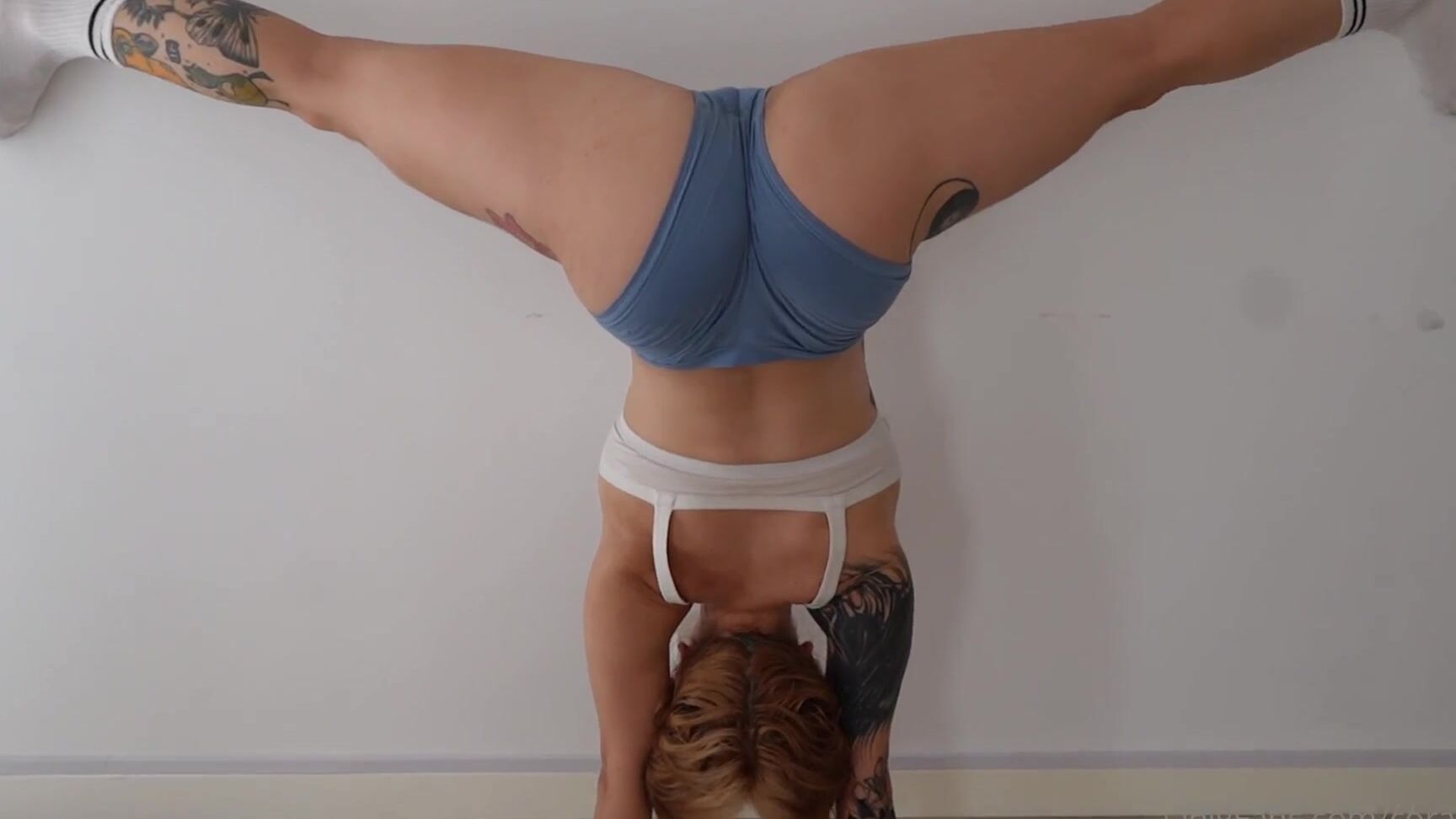 Coral Jade's Onlyfans Video: Deep Connection with My Body