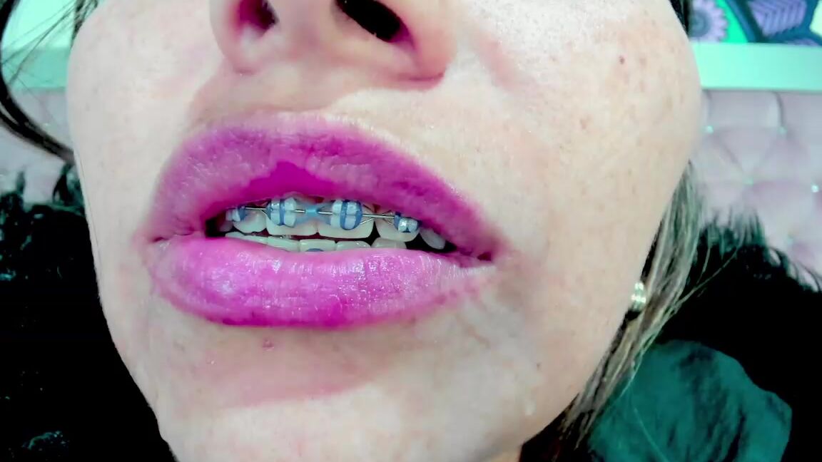 "Coconutsex" closeups, drool, gags, sloppy, spitfetish Saliva Aficionado The Saliva Appreciation Enthusiast Manyvids