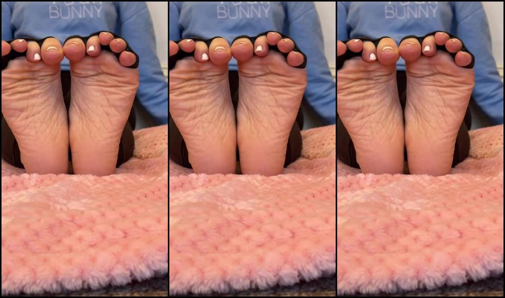 Joyfullfeet Nicknamed Joyfullfeet 08 03 2024 Onlyfans Video Spread The Toes