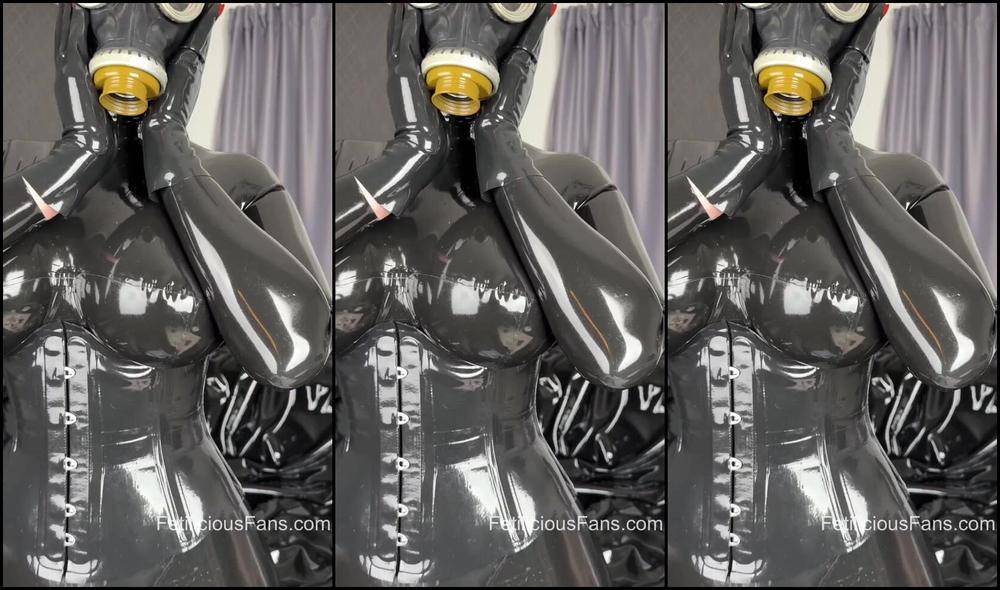 Miss Fetilicious Nicknamed Mfetilicious gets down and dirty with Nick's onlyfan