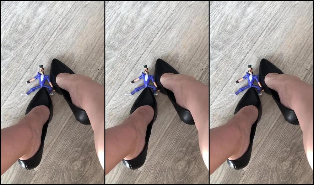 Watch Onlyfans Video Giantess Kathrynne Feetgoddess Fantasize with Texy in this BDSM Onlyfans video