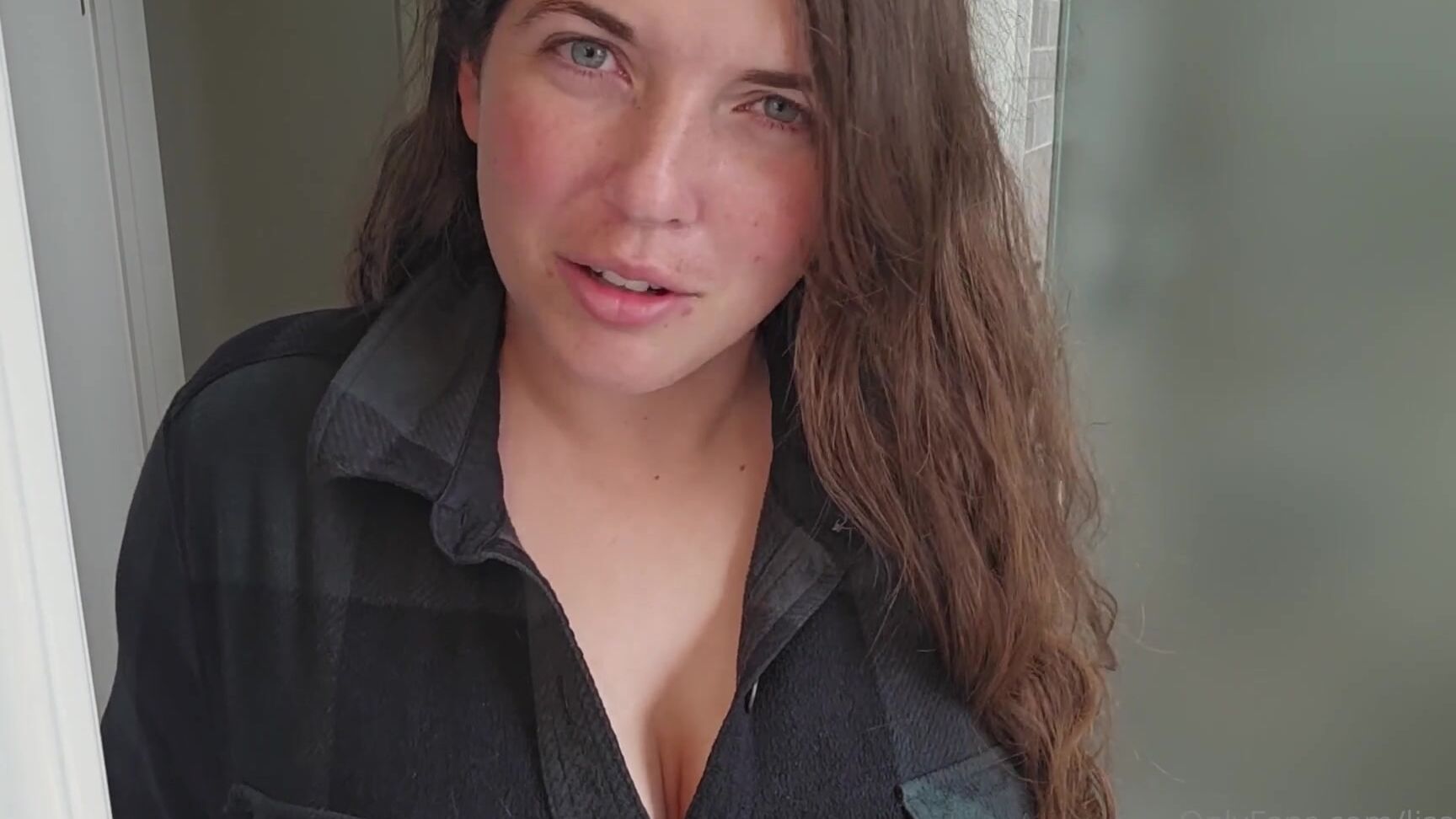 Lisa Asmr gets caught by Nick named Onlyfans Peeping T in Peeping T Part 3 - ASMR Custom