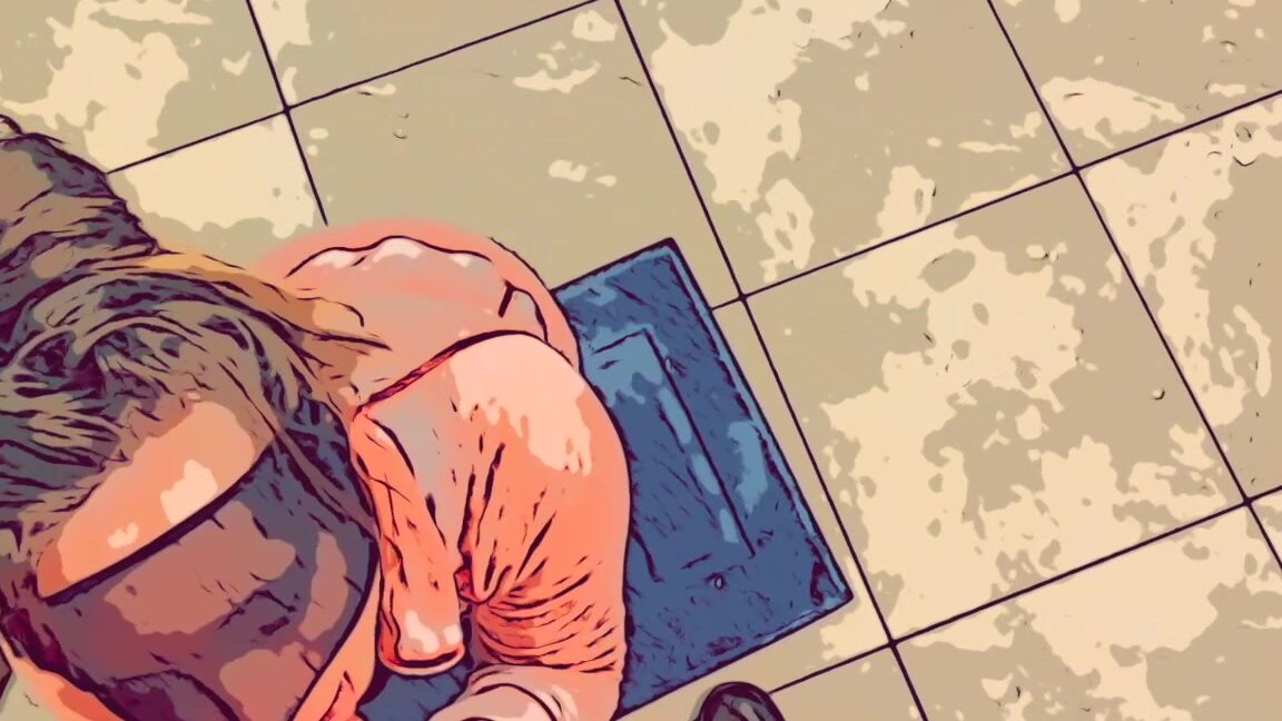 Amateur Hotwife Ass gives a sloppy POV blowjob while her cuckold hubby watches in awe