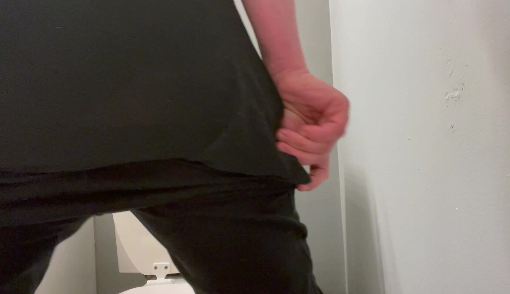 Amateur Hotwife Ass worships the ass and craves for more kinky ass play