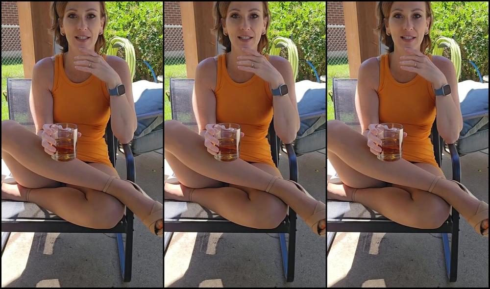 Onlyfans celebrates World Whiskey Day with a steamy video of Nicknamed Dawndesire