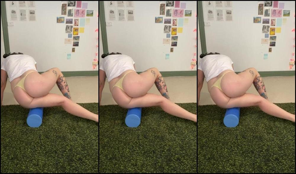 Heidiv Nicknamed Heidiv 08 06 2025 Onlyfans Video Hurts So Goodteasevideo Ass Stretch