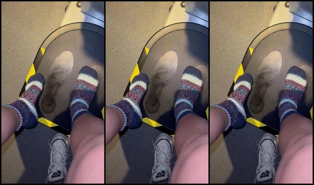 Bellayourgod's Onlyfans video: Sweaty Feet: The OnlyFans Video You Need!