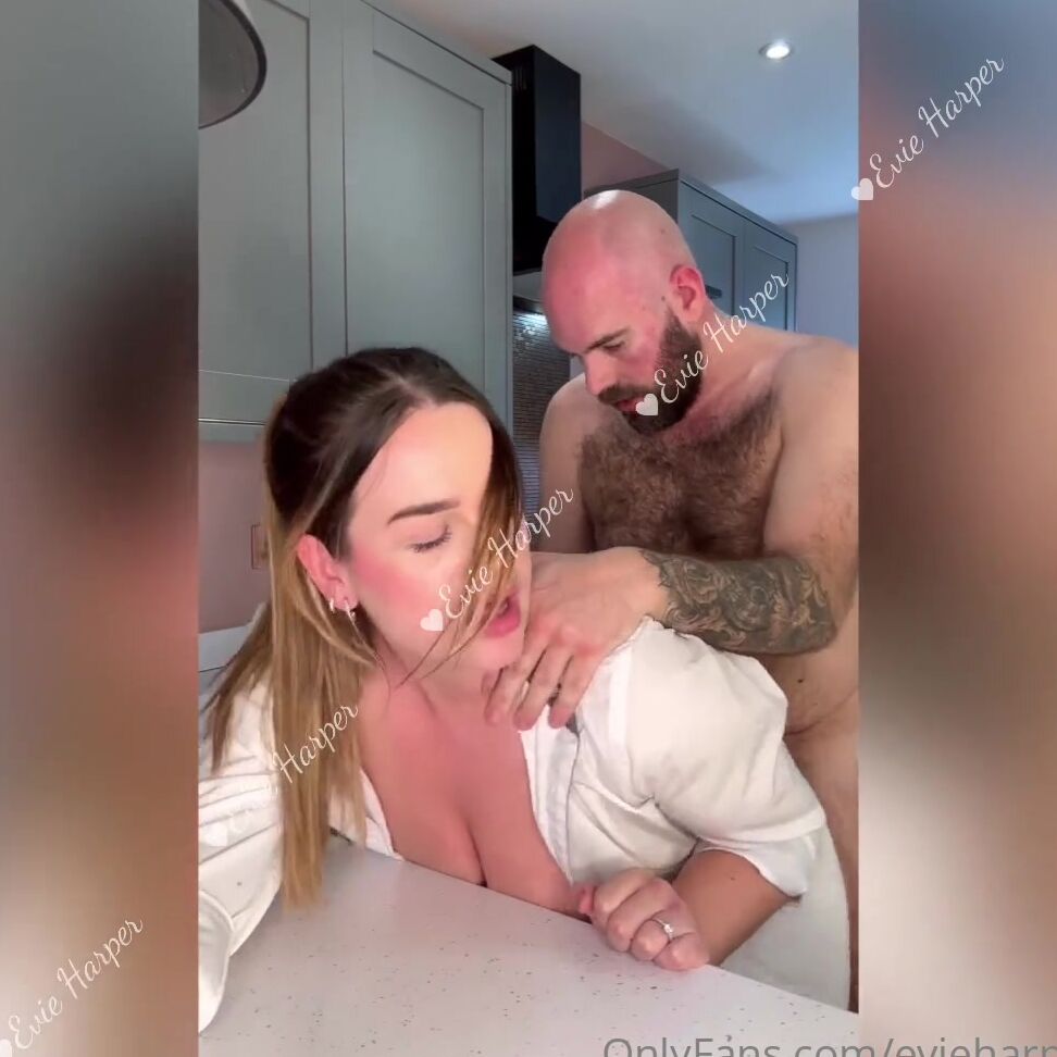 Harper Evelyn Nicknamed Harper Evelyn 05 17 2024 Onlyfans Video Ill Be Waiting For You Like A Good Little Wife As Long As You Promise To