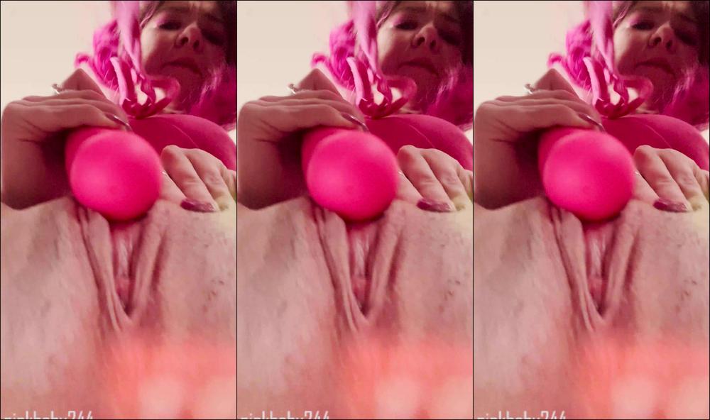 PinkBaby24's close-ups of her squirting pussy in POV