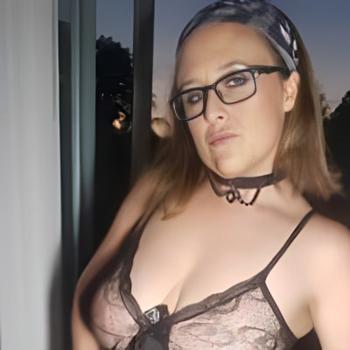 NerdyMILFSlut