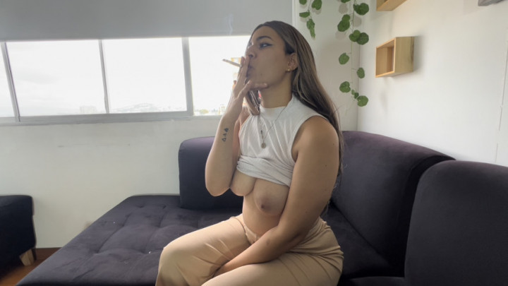 Poster for Manyvids Star - Colombianbigass - Homewrecker Won'T Let Me Watch World Cup - November 29, 2022 - Cuckolding, Homebrewing (Рогоносец)